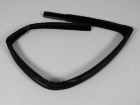 Front right window seal for Jeep Patriot 11-17