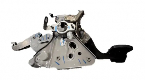 Brake pedal Toyota Venza 21-