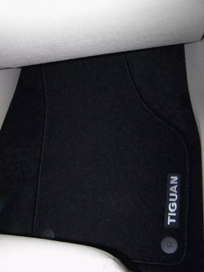Set of floor mats for the VW Tiguan 2009-2018, black cloth