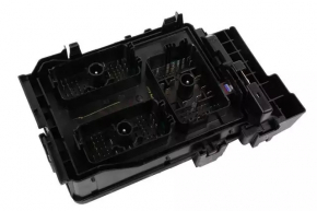 GMC Terrain 18-21 Underhood Fuse Box