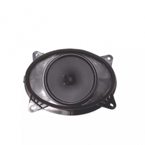 Subaru Outback 15-19 Front Left Door Speaker Crumpled