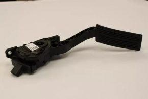 Gas pedal Audi Q5 80A 18-24
