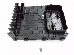Underhood fuse box for the VW Jetta 11-18 USA 1.8T