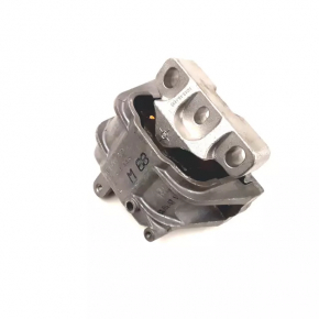 Engine mount right VW Passat b8 16-19 USA 3.6