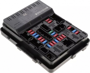 Nissan Pathfinder 13-20 rear left underhood fuse box, broken mount