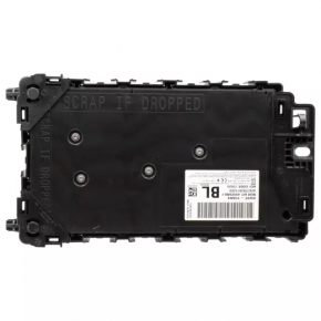 Ford Fusion mk5 13-20 dash fuse box cracked