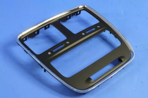 Dodge Grand Caravan 11-20 black center dash trim with deflectors, scratched