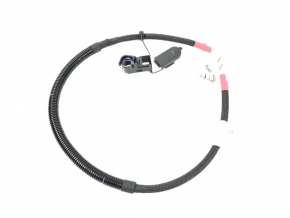 Positive terminal Fiat 500L 14-16 under manual transmission