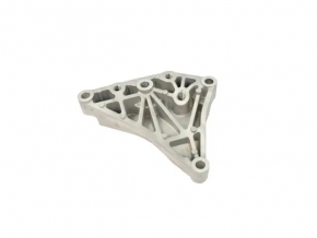 Engine mount bracket left Jeep Renegade 15- 2.4