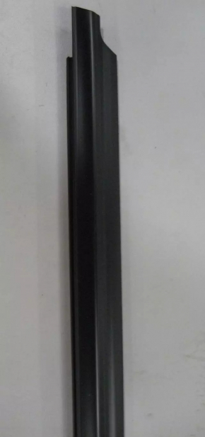 Door molding central front left Toyota Solara 2.4 04-08