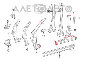 The right center pillar of a Toyota Rav4 06-12 long body has been cut off.