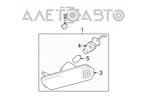 Turn signal in the front right bumper of a Lexus RX300 98-03
