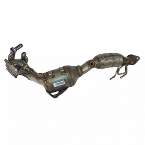 Exhaust manifold with catalyst Ford Fusion mk5 13-20 hybrid