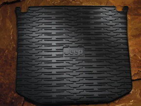 Jeep Grand Cherokee WK2 Trunk Mat 18-22 Black Rubber