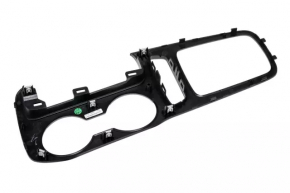 Chevrolet Cruze 16 center console trim - graphite color, scuffs