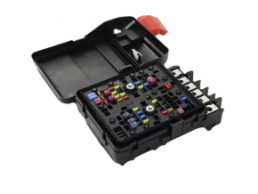 Jeep Grand Cherokee WL 23-24 PHEV underhood fuse box