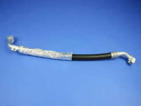 Air conditioning condenser-compressor pipe for a Jeep Grand Cherokee WK2 11-22 3.6