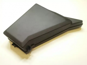 Subaru Outback 10-12 hood fuse box cover