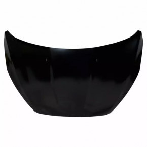 Naked hood of a Ford Focus mk3 15-18 rest.