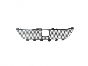 Lower grille of the front bumper Jeep Grand Cherokee WK2 17-21 for radar