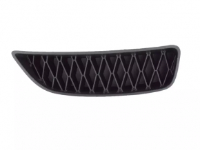 Front bumper plug right Fiat 500L 14-17 Trekking