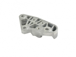 Engine mount bracket right Jeep Compass 17-20