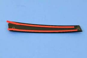 Door trim side front right Chrysler 300 11-