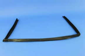 Glass seal front right Chrysler 300 11-