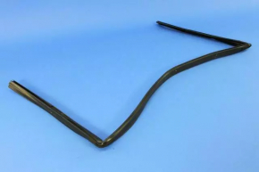 Glass seal front right Chrysler 300 11-