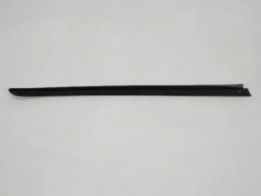 Windshield molding left Chrysler 200 11-14