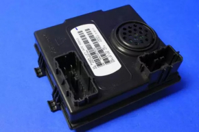 Jeep Cherokee KL 14-16 Trunk Lid Control Module Broken Fasteners