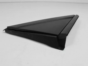 Triangle molding wing cap right Dodge Grand Caravan 11-20 black