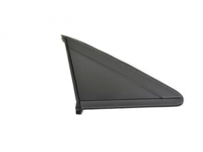 Triangle molding wing cap right Dodge Grand Caravan 11-20 black