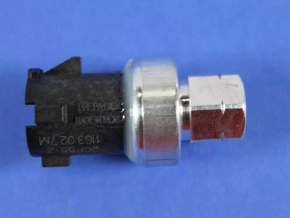 Chrysler 200 11-14 A/C Pressure Sensor