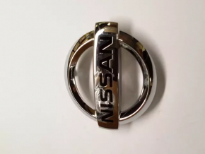 Nissan Kicks grill emblem for the 18-20 pre-restyling model