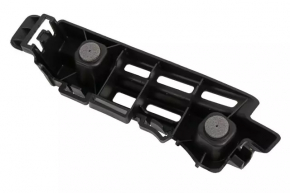Right rear bumper mount under the Chevrolet Cruze 11-16 taillight