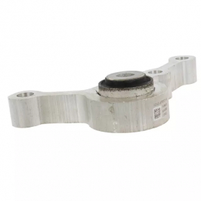 Ford Escape MK4 20-hybrid, plug-in AWD rear engine mount bracket