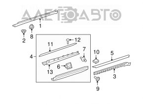 The left door sill trim of a Mercedes X164 GL is dented under the sill.