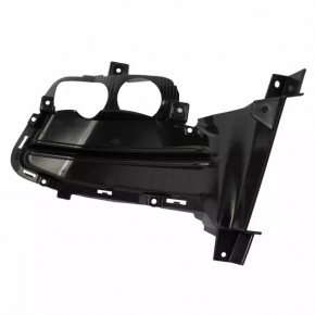 Right fog light cap for Ford Mustang mk6 15-17