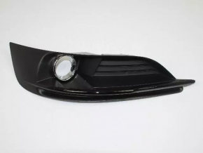 Bumper grille left Chrysler 200 11-14 black under fog lights