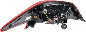 Light outer wing right Nissan Altima 16-18 rest dark