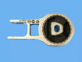 Engine mount central Fiat 500L 14- 1.4T manual transmission