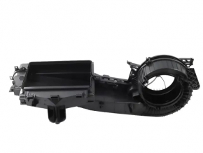 The bare heater housing and ventilation of the Jeep Grand Cherokee WL 22-25
