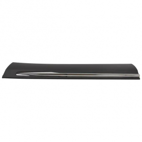 Door trim lower front right Lincoln Nautilus 19-23 with chrome molding