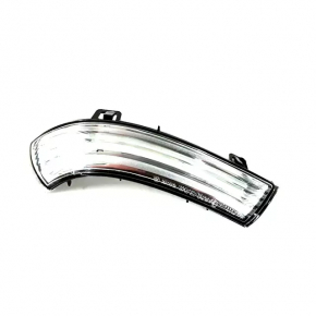 Right turn signal mirror VW Jetta 05-10