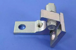 Door hinge lower front right Fiat 500 12-19