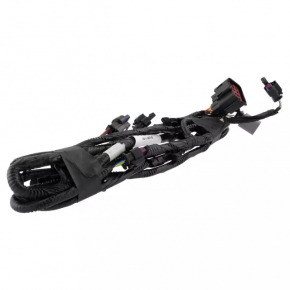 Ford C-max MK2 13-18 rear bumper wiring for parking sensors, keyless entry, and a foot-operated tailgate sensor