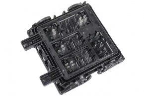 Cadillac CTS 17-19 underhood fuse box under stop-go
