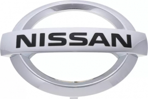 Nissan Pathfinder grille emblem for the 1993-1995 pre-restyling model
